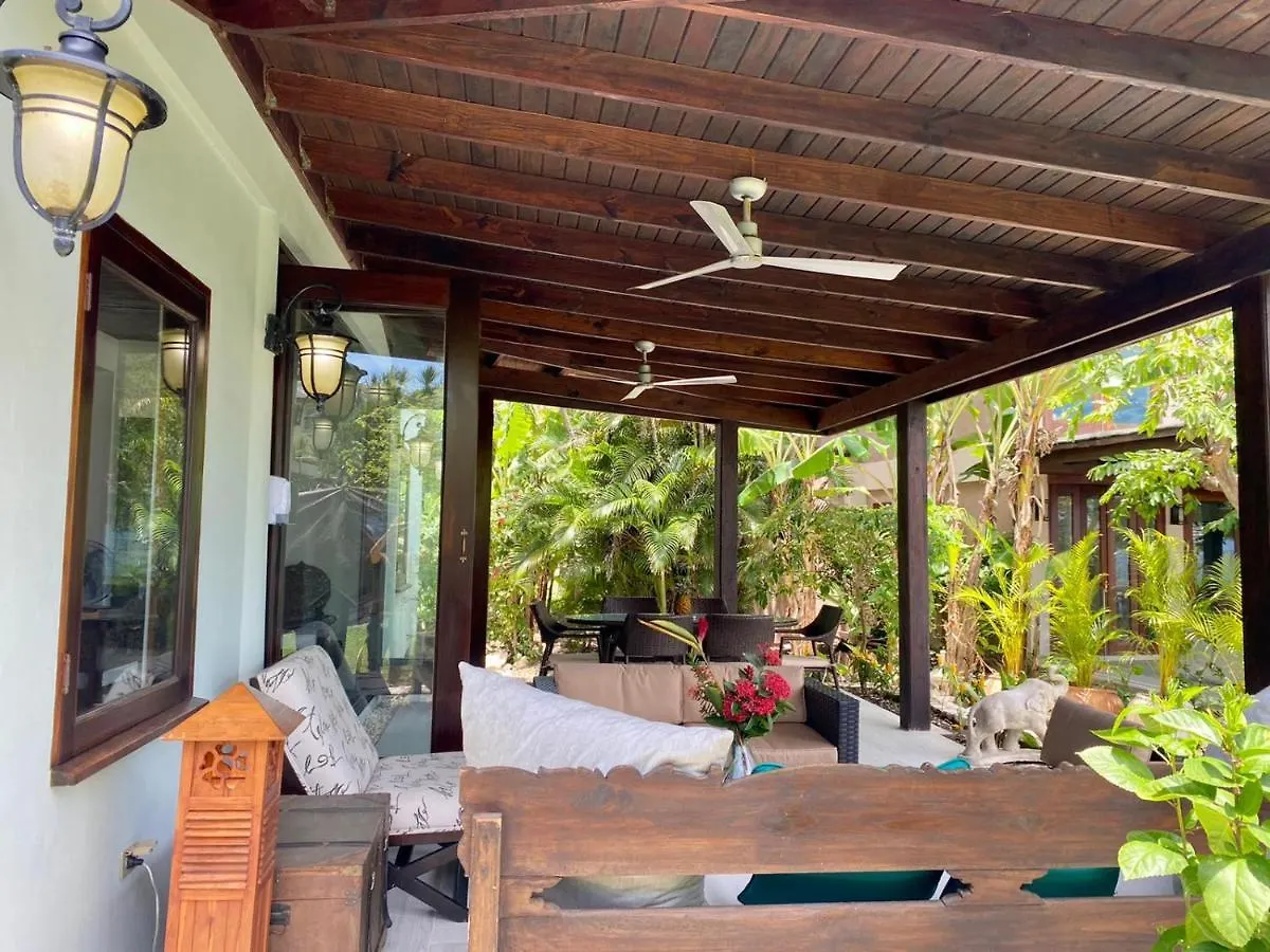 Tikal Villa Richmond