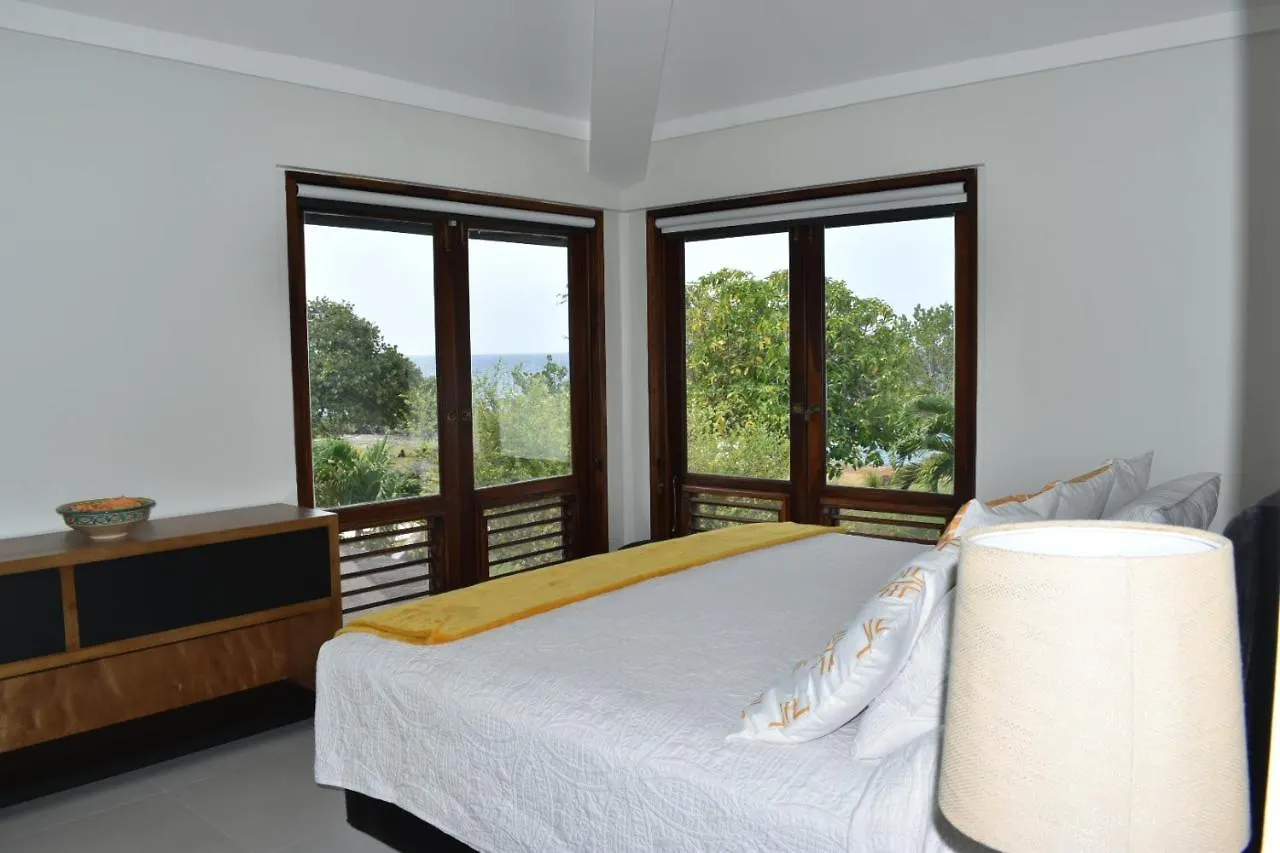 Tikal Villa Richmond 0*,